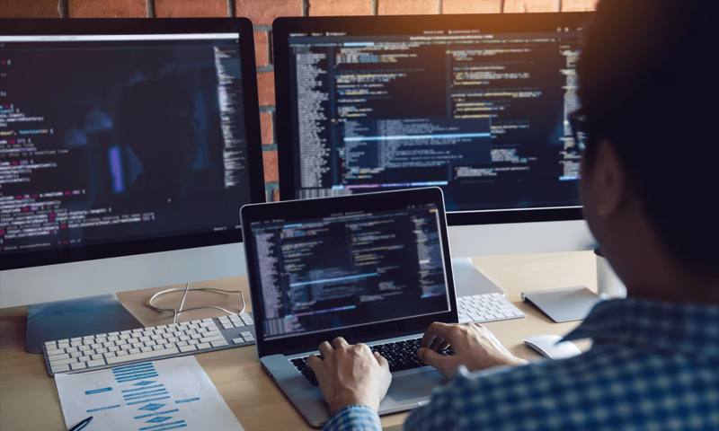 数据科学选型:R与Python如何赋能宁阳县网站建设?